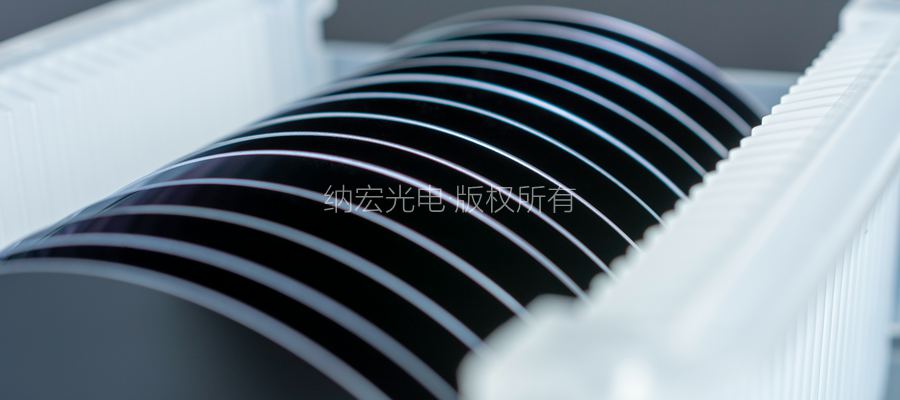 近紅外干涉濾光片實(shí)物圖